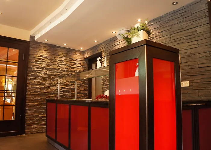 Moselhotel & Restaurant Zur Traube Gmbh Ξενοδοχείο Löf